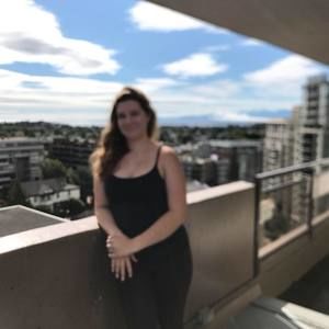 Meet your Posher, Caroline